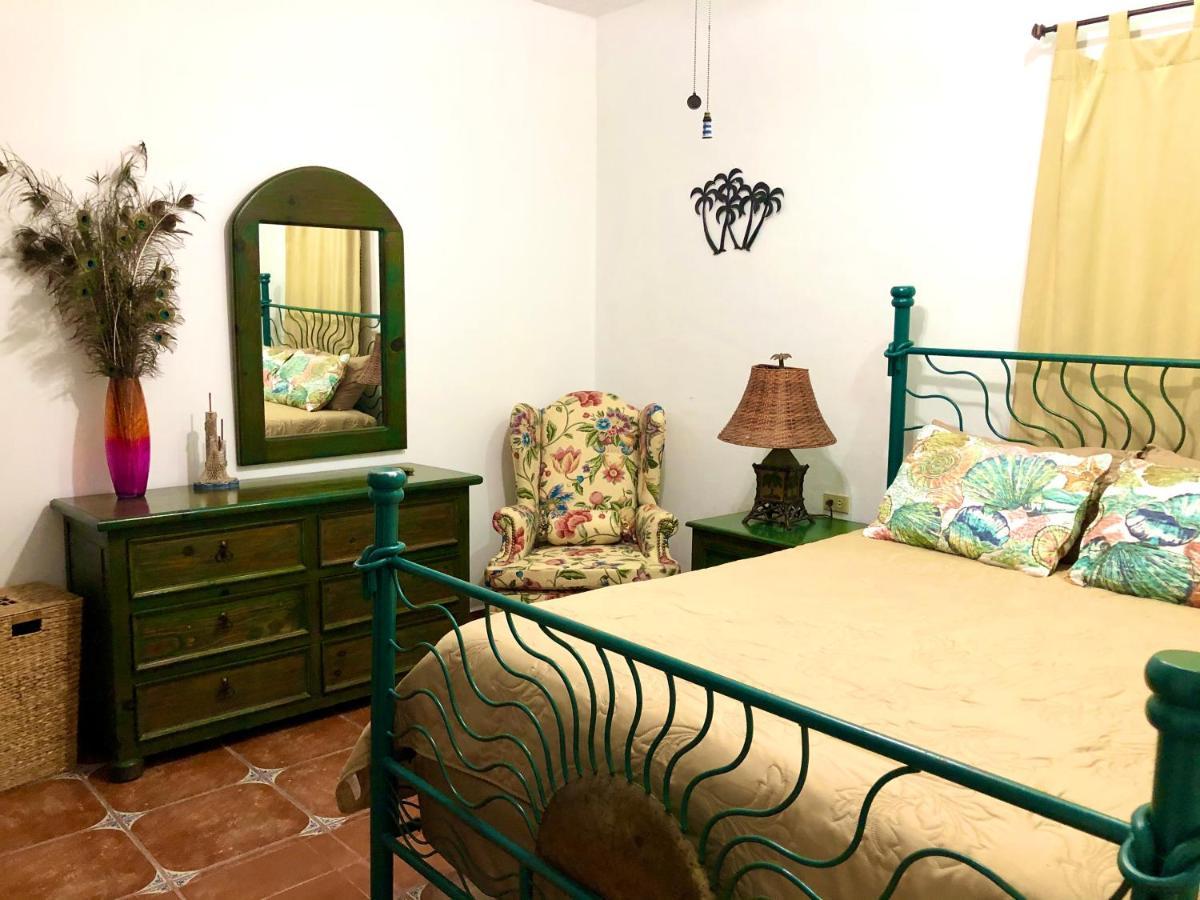 Villas Del Santo Nino Loreto  Exterior photo