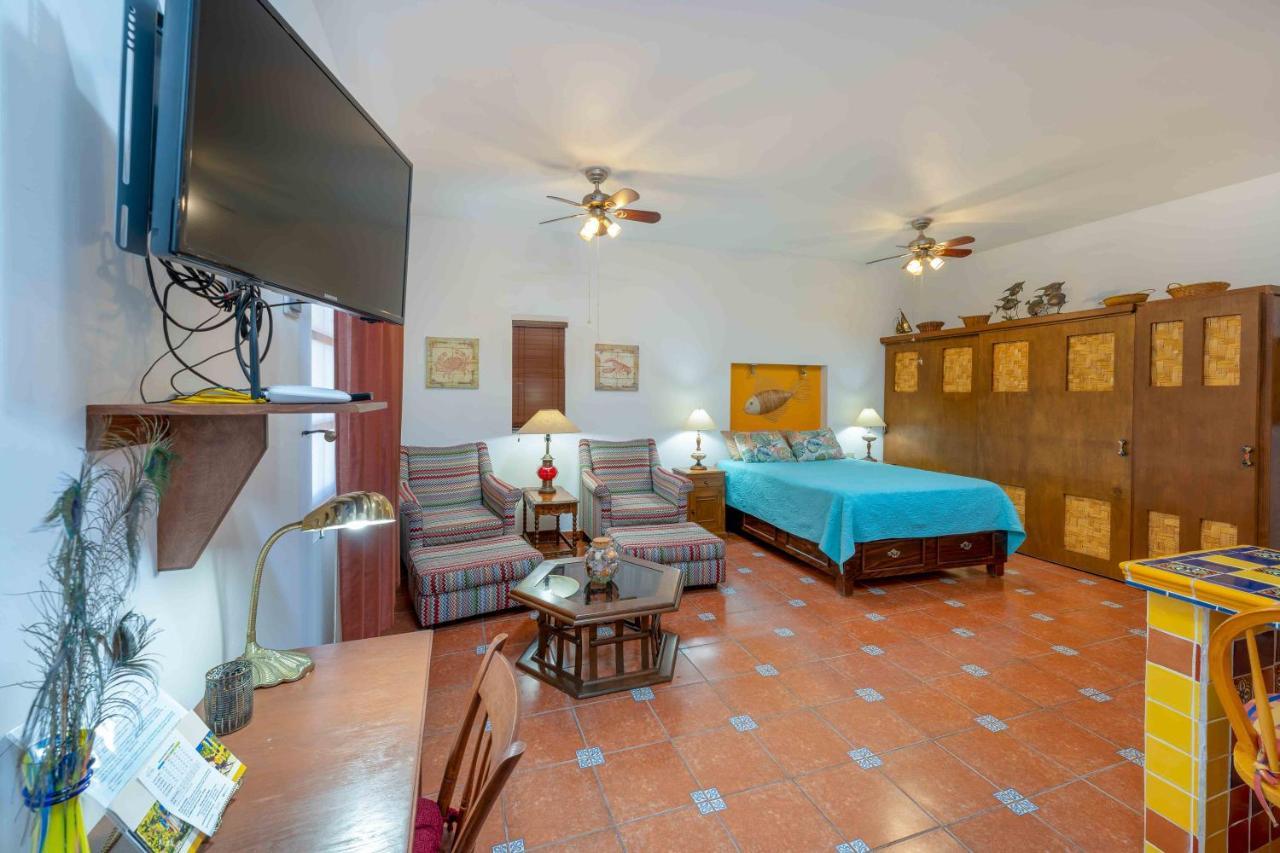 Villas Del Santo Nino Loreto  Exterior photo