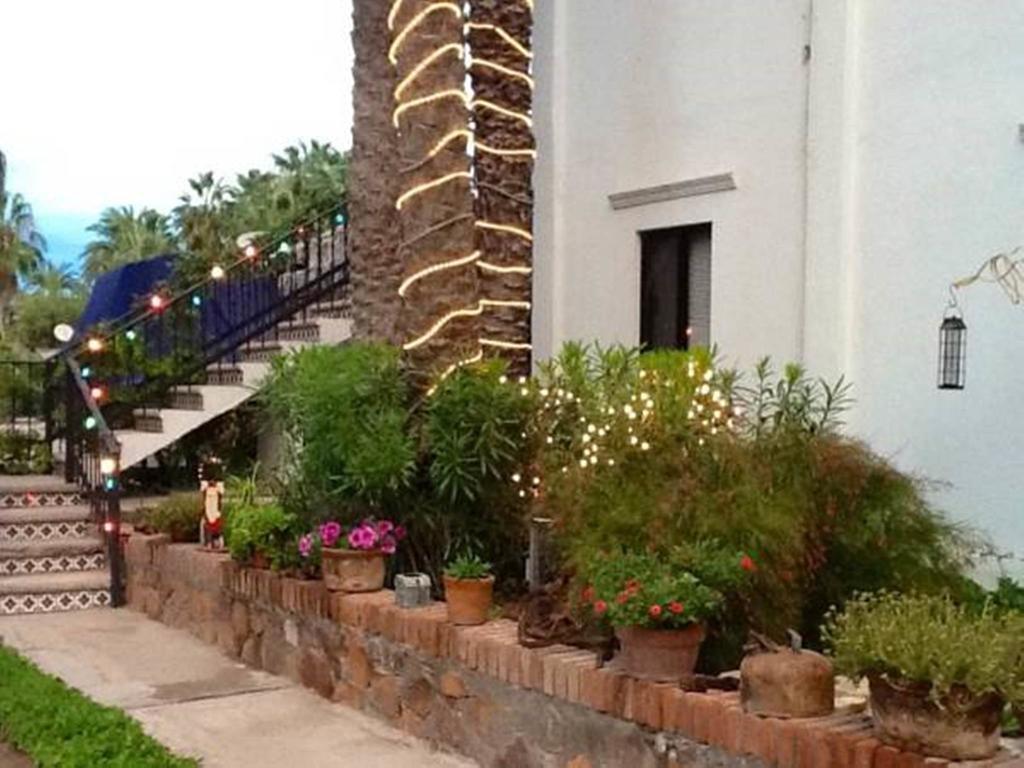Villas Del Santo Nino Loreto  Exterior photo